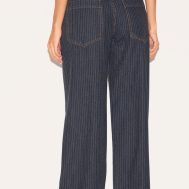 3fba4996387f641959e6949636fe9438808438c5_CNL5655_3_navy_low_rise_baggy_pinstripe_jeans