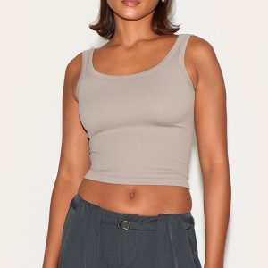 Clay Contour Rib Scoop Cropped Vest Top