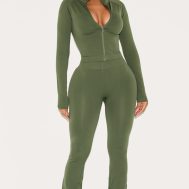 408b77c47b79726d9053344c7fb386e58918f258_CNM2755_3_shape_forest_green_seamless_active_zip_through_jacket