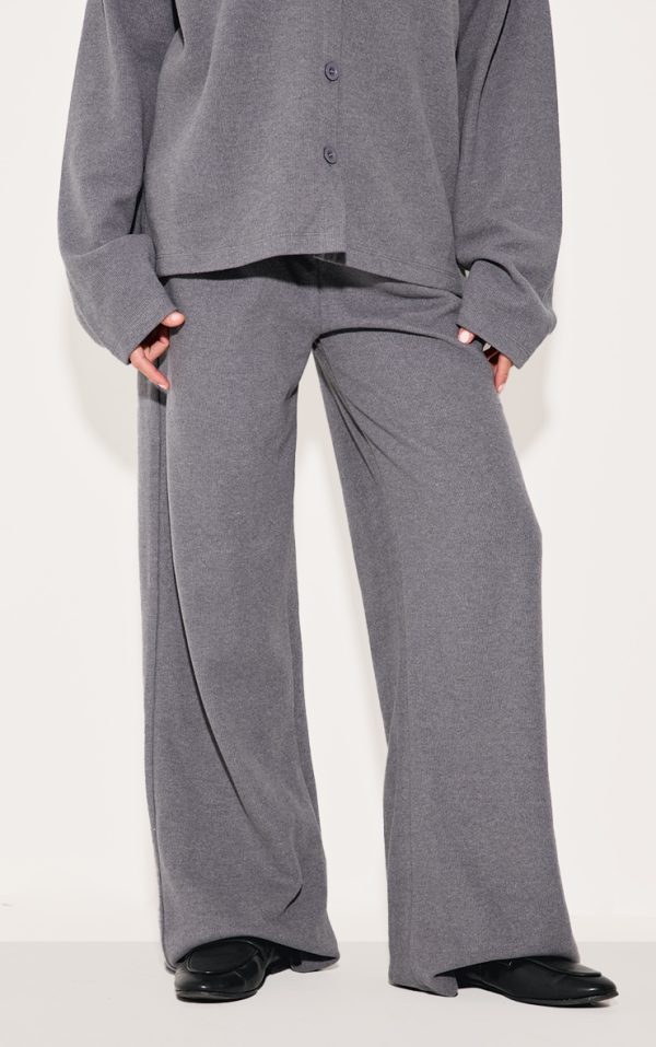 40940d5515a547f6ce4d9d149defdaaa083d8e62_CNM2865_2_charcoal_heavy_brushed_rib_slouchy_wide_leg_trousers