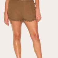 40caa87834b199f5eacac72dfd4ded35b5d71e66_CNM3056_2_plus_chocolate_frill_edge_textured_shorts