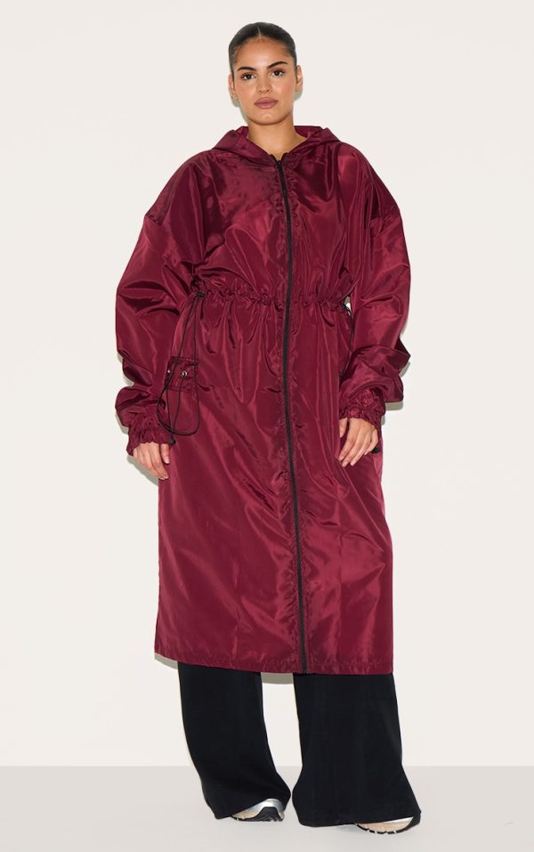 41d7a886b098cdb2d3d084a5ae8e63d3224a9643_CNL8706_3_plus_burgunday_toggle_detail_midi_windbreaker