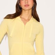 4256a0a61121734dfc1ec47ce090f0af2ed6ce57_CNN0641_4_butter_yellow_zip_up_fitted_track_top