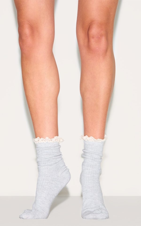 42a447509ae4e2b6f7e2972fc4bb2cca9b150a85_CNL9908_3_grey_tonal_thrill_pack_of_3_socks