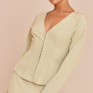 44fcb7ffb5332b3dcba97c4da23763edec1d62e7_CNM7000_4_petite_soft_olive_collarless_hook_and_eye_cinched_waist_long_top