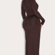 452baf41457e0f4bd3374fa5bb09f48a46ad9185_CNL8206_2_shape_chocolate_sculpt_sweetheart_neck_maxi_dress