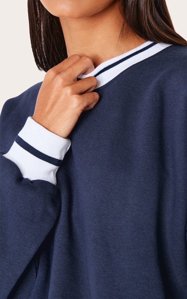 45c9d0ea10459f2f91d257801bacc1101b753399_CNL4112_4_navy_striped_ribbed_hem_oversized_sweatshirt