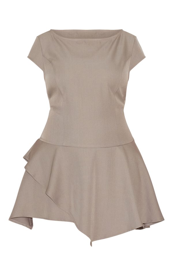 45e63ca5e5c5627cf62ab37f1c4054d688b1eae9_CNM0922_5_plus_clay_woven_capped_sleeve_asymmetric_layered_shift_dress