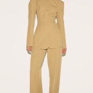 46008473999d45719355423f98d73327bff6664b_CNN1356_3_deep_mustard_tailored_fitted_blazer
