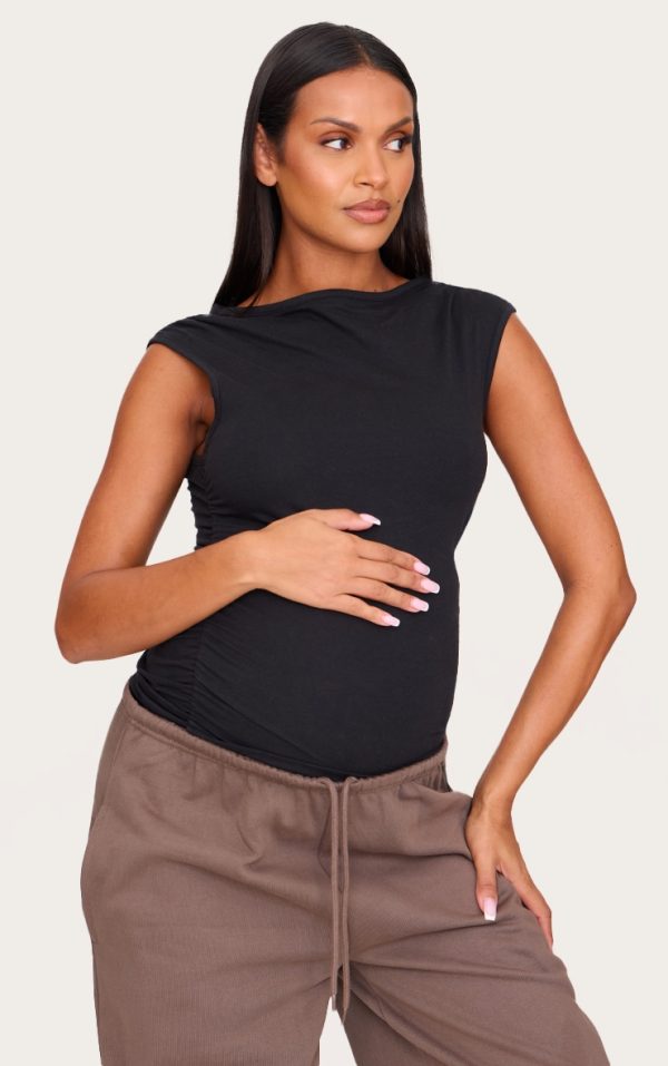 46043e5d57ab92fab1840e8a5f51fddf99903ad5_CNL9566_1_maternity_black_boat_neck_side_ruched_detail_top