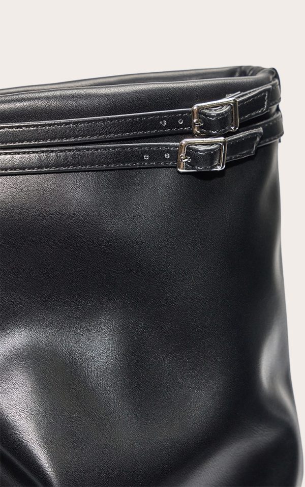 4605f3665a191dcfad4088d70a7abe8e19af1d85_CNL7146_4_black_pu_round_toe_fold_over_buckle_strap_ankle_boots