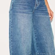 4640114d3f2178c96cff46804d3af5b3e095f62c_CNK8246_4_petite_blue_denim_seam_detail_barrel_leg_jeans