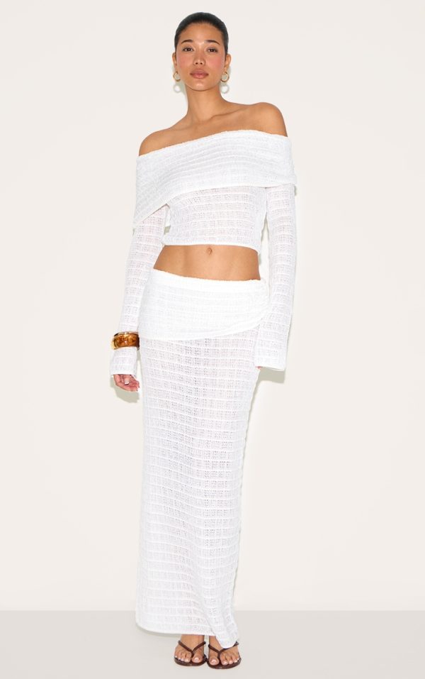 46743d858785bd11b69dd0700cda39eaf263fd75_CNM9209_1_white_fold_over_textured_knit_skirt