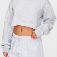 46769a78a5a68d608fab2ef8e5a3dcb0cda59a09_CNJ5145_4_prettylittlething_ash_grey_badge_detail_mid_rise_wide_leg_joggers