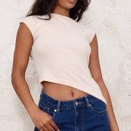 46ae786589e49185c253175687449a0395e0d3ed_CNK6954_1_cream_ribbed_knitted_asymmetric_long_top