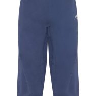 46b296b9aa93cb3cb59291cf2886803530fc3142_CNK3386_5_prettylittlething_plus_navy_printed_premium_straight_leg_joggers