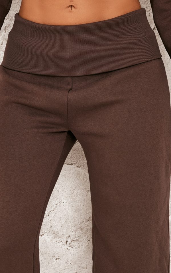 48526acbe9b9c319b91a8614e58d39e0ae0772de_CNK5748_4_shape_chocolate_foldover_waist_flare_joggers