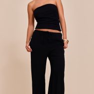48ad8057aa008f4806e5e8b7ccf4c1f7ca1509fd_CNM9990_3_black_textured_bandeau_top