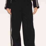 48c714f98e4751359889f2e2b67a8c0e54419dbd_CNM0274_2_black_side_stripe_woven_wide_leg_trousers