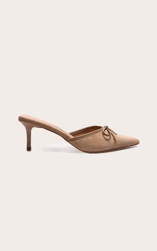 48fcab8941eb948fc7f16e4b36fc5fc8e6ee25b5_CNL0887_1_beige_faux_suede_point_toe_bow_detail_mid_heeled_court_mules