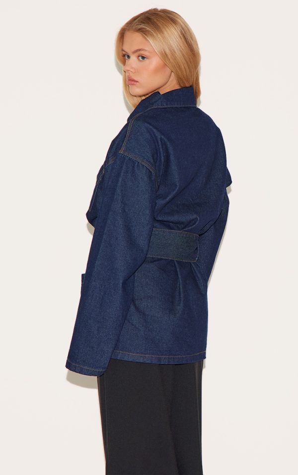 494283f5c19ee40a5c8c74ca5bd0b02b610d3304_CNL5507_2_indigo_oversized_belted_denim_jacket