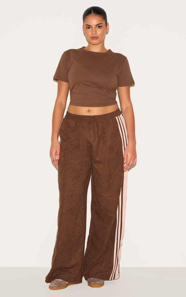 496428382feb48b62d75a10911d8ecf23543a28a_CNM2054_1_plus_brown_peachskin_contrast_stripe_wide_leg_trousers