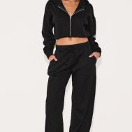496ccee0a9c23ad829ae6651ff4cd56758d74a92_CNM0142_3_black_waffle_detail_hooded_cropped_jacket