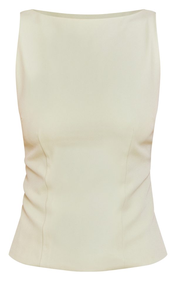 49e210ea5500d8780b182efc3a5a2d8cfe82e327_CNN1403_5_pale_lime_racer_neck_detail_top