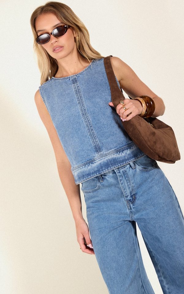 49fff3215408b1a674d42b835edebf2b6d7995b7_CNL7802_1_mid_blue_wash_round_neck_sleeveless_boxy_denim_top