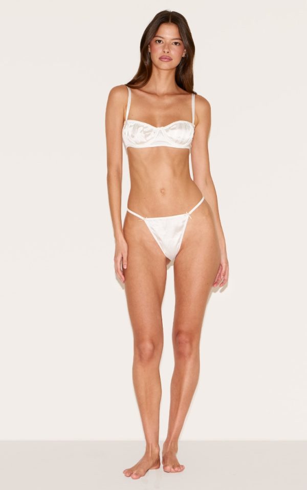 4a6b777171ecf93571bd020cb85635dcb93b77ae_CNM2431_3_white_satin_pleated_underwired_lingerie_set