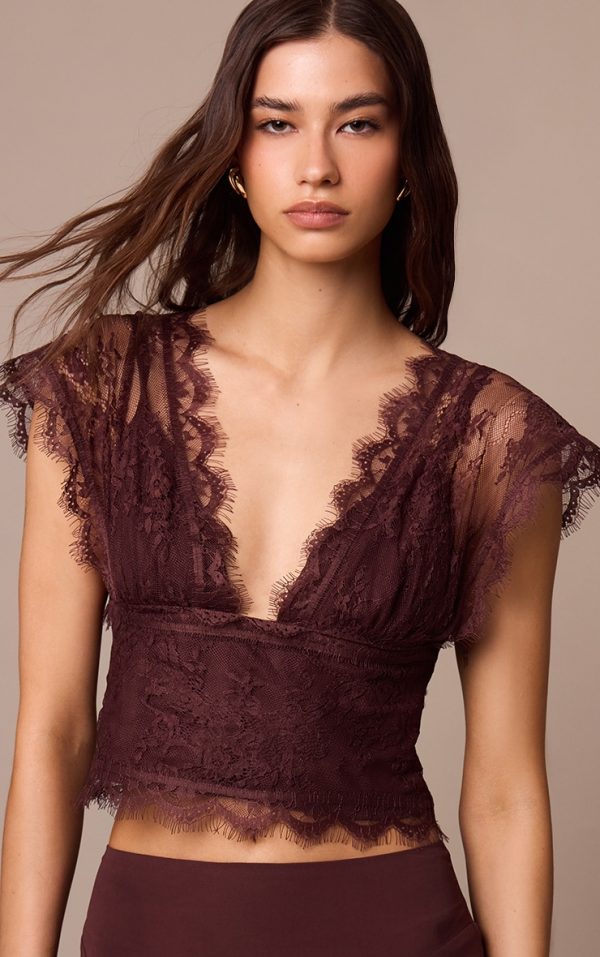 4a7c751063007a2efdde6e5022f58280ded89c3e_CNM4360_4_dark_plum_chiffon_lined_lace_detail_plunge_top