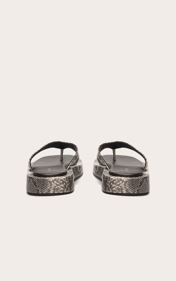 4abae6e3ee191edb639230d2776ac2c17e8193b3_CNL6569_3_snake_pu_round_toe_thong_flatform_sandals