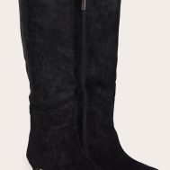 4b1bc02967c7dd22b49952606dcce21d0246b742_CNL1923_2_black_faux_suede_point_toe_low_heeled_knee_high_boots