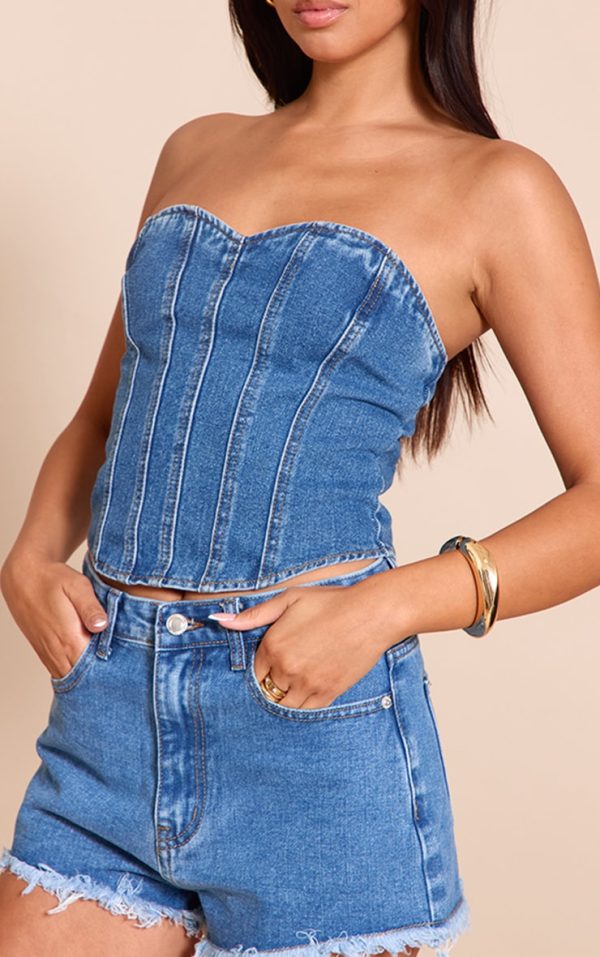 4b2fe166fe3161ceb42fe81396d8c06d68061bde_CND0752_5_mid_blue_wash_denim_frayed_hem_shorts