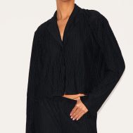 4b7598d48c62a0580d073b09f3fe789a644fa815_CNK4753_1_black_textured_pleated_button_front_shirt