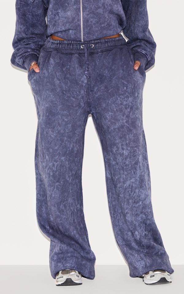 4cbfc01b919bb4364d4b6c652914398432b37578_CNK6200_2_shape_navy_washed_wide_leg_joggers