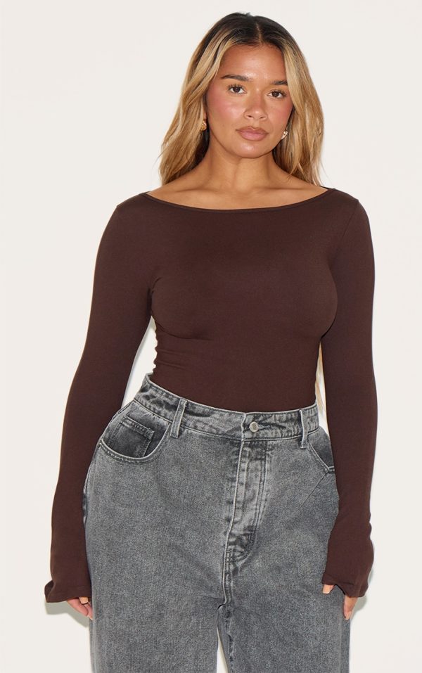 4d545dd2c788413124d63d21a86010ab47ebd38f_CNL8212_1_shape_chocolate_sculpt_boat_neck_flare_sleeve_bodysuit