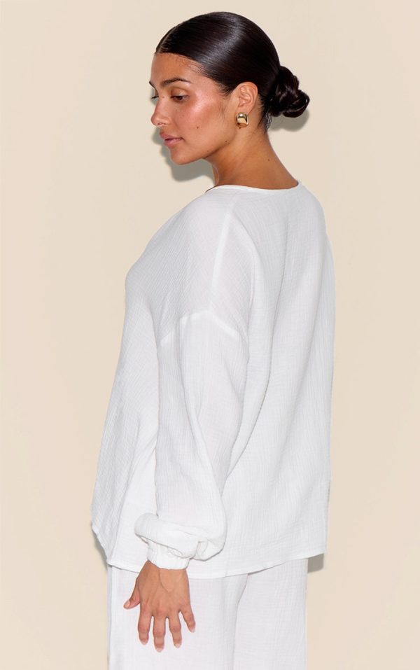 4ec6b0ee3a13370d48f5c96f2d674ddbe5bdf517_CNM3962_2_petite_white_cheesecloth_textured_tie_front_shirt