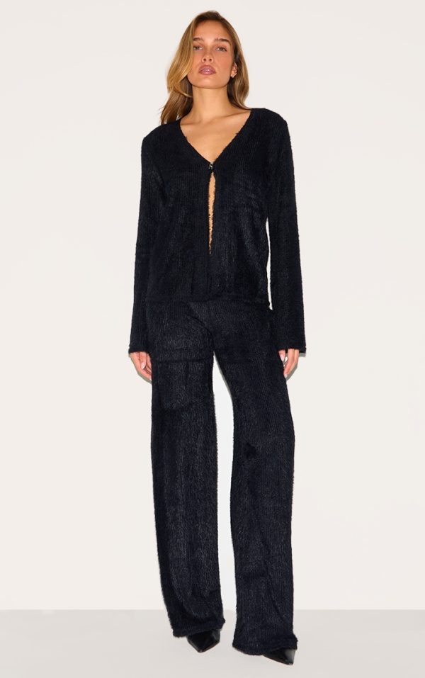 4f47d66493e3f9bca2964becab25960d72780551_CNM2121_3_black_textured_v_neck_button_cardigan-1
