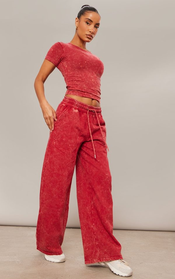 4f6b18249a5e2d40ee32448ee63b67797f583dc2_CNH3715_3_red_washed_cotton_longline_fitted_t_shirt