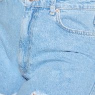 4f6c761aec7b5aa222cdf7337646f581c6008311_CMQ4299_5_prettylittlething_shape_bleach_wash_ripped_denim_shorts