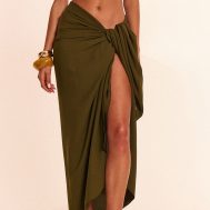 4f6df043872f018b94f90e4e049f32b8c4284910_CNN1462_2_khaki_floaty_woven_rectangle_sarong