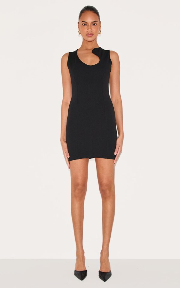 5052a9fe20320be402295bdefcac07848cc26b82_CNM2992_3_black_stretch_woven_mini_dress