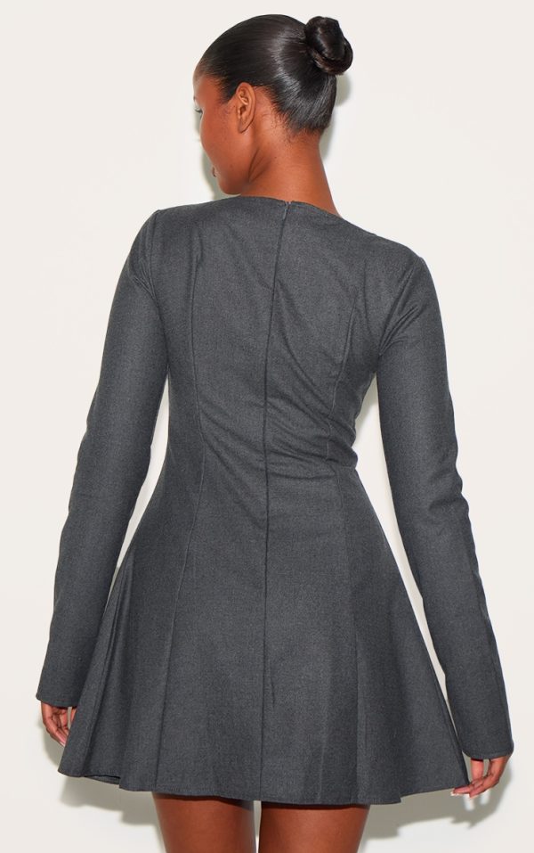 50d20dd15cf7895f9464274217c71ada2f55625e_CNL6533_2_grey_structured_woven_boat_neck_shift_dress