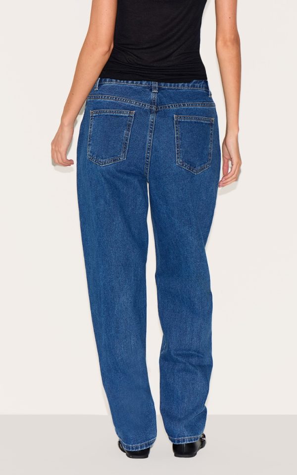51557e38e617dd62b781cfb5de2ffe8f561b1b9c_CNL7119_3_prettylittlething_dark_blue_high_waist_mom_jeans