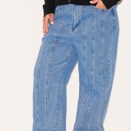 51b34304bc2f92b73cb065a6c482830fc3eb42c3_CNF8320_2_plus_blue_seam_detail_straight_leg_jeans-1
