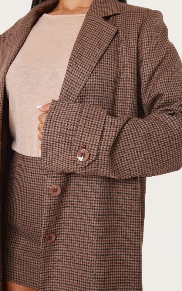 520bea9e049ea399086bb7a673283a78362756e9_CNL6087_4_petite_multi_check_print_oversized_trench_coat-1