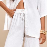 5410ce41232637ad537ead11ea96eaa49834c07f_CNM1744_4_white_textured_woven_drawstring_wide_leg_trouser
