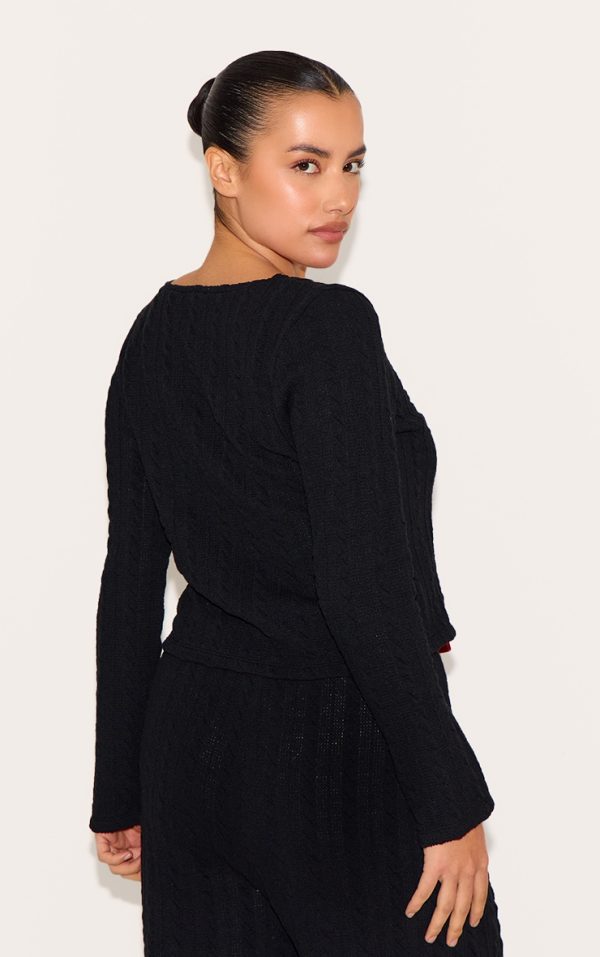 54d834f5d51e2d3c49a6ac17322acecf014368e4_CNM0956_2_plus_black_textured_long_sleeve_top