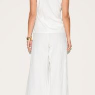 54f87b1b1743d40dcc008a5fe135b7245ad1782e_CNM4200_3_white_wide_leg_pleated_trousers